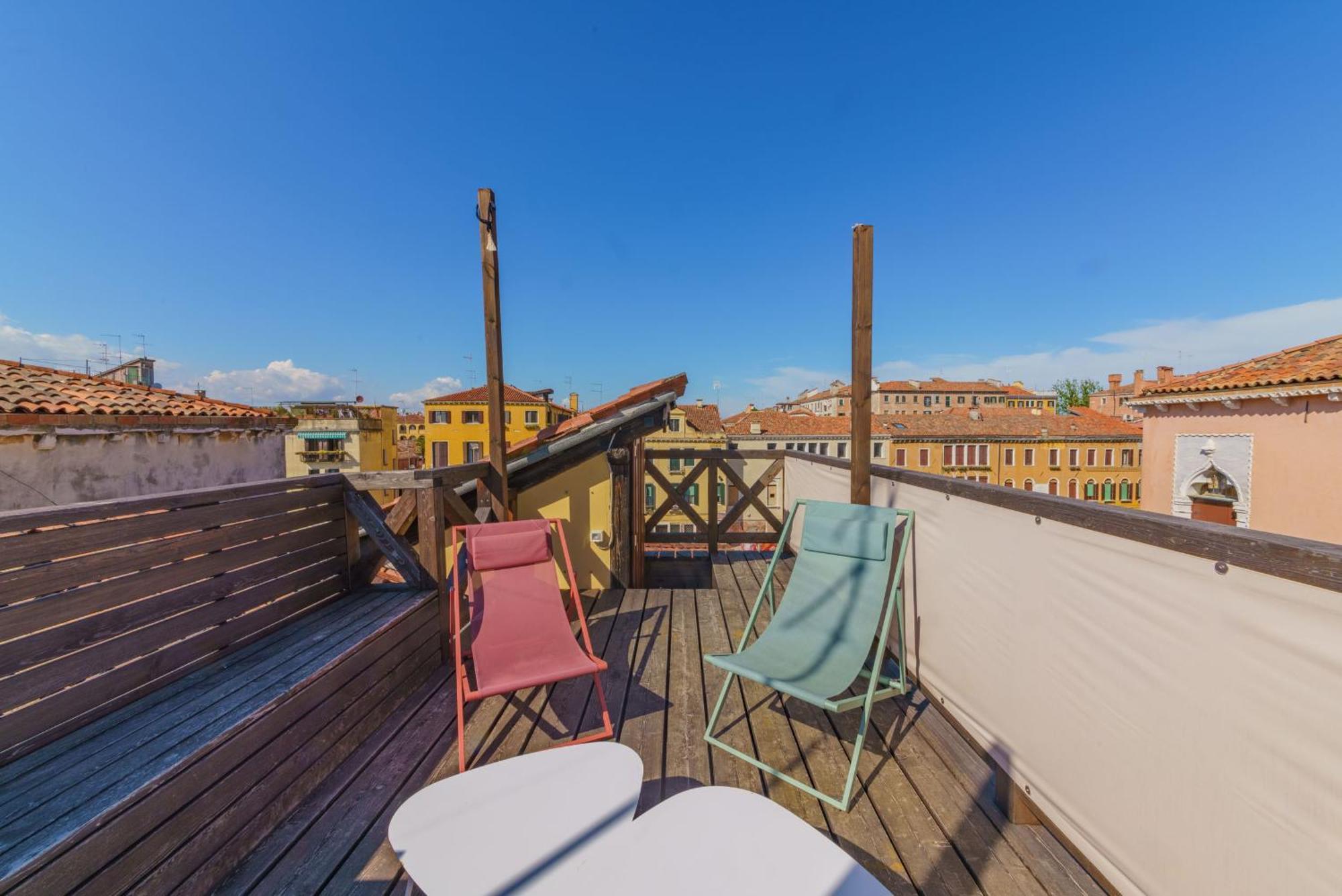 Casa Virginia Direct At The Canal Cannaregio With Own Roof Terrace Venezia Eksteriør bilde
