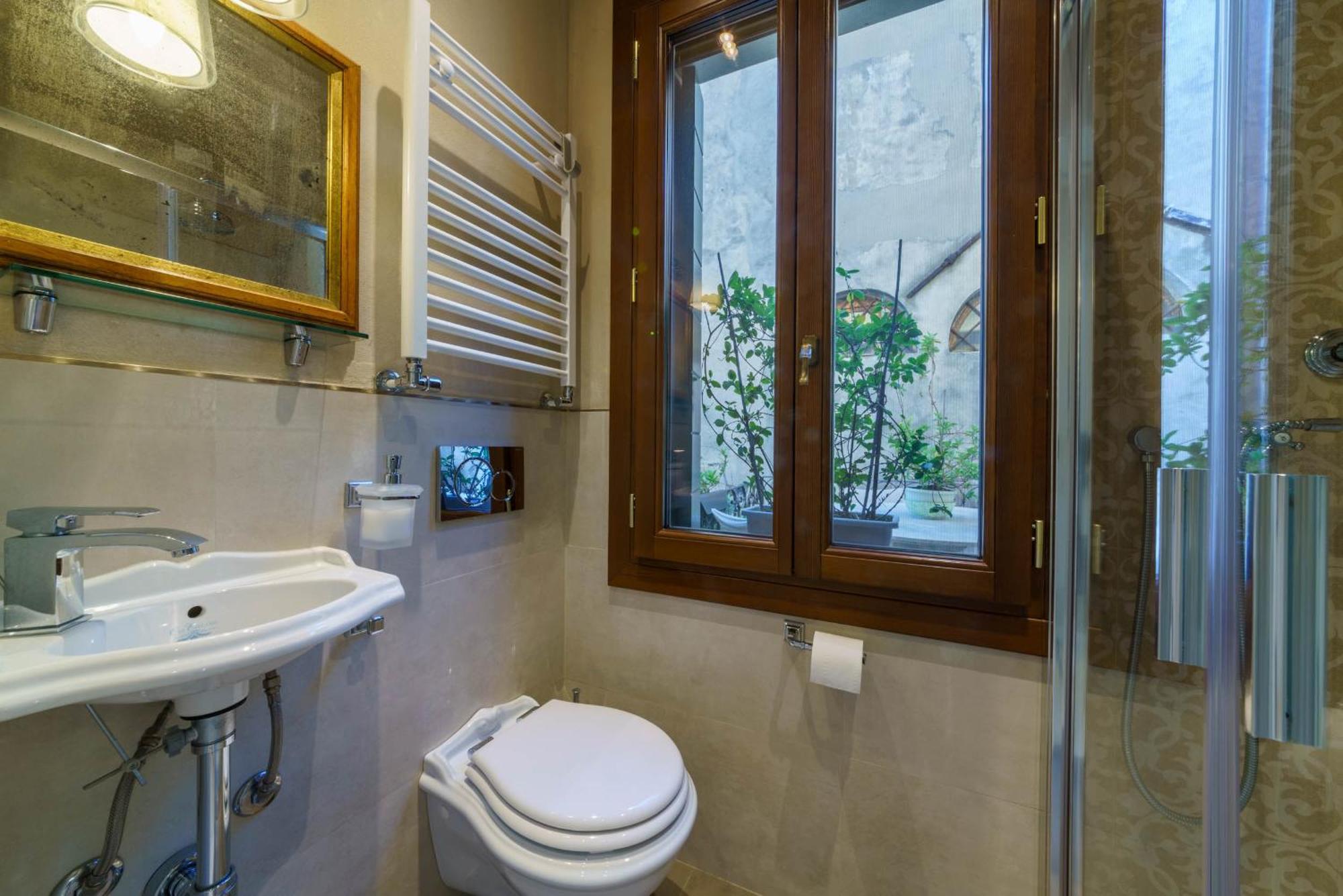 Casa Virginia Direct At The Canal Cannaregio With Own Roof Terrace Venezia Eksteriør bilde